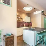Stylish Apartment Next To The Amstel River - Unit B